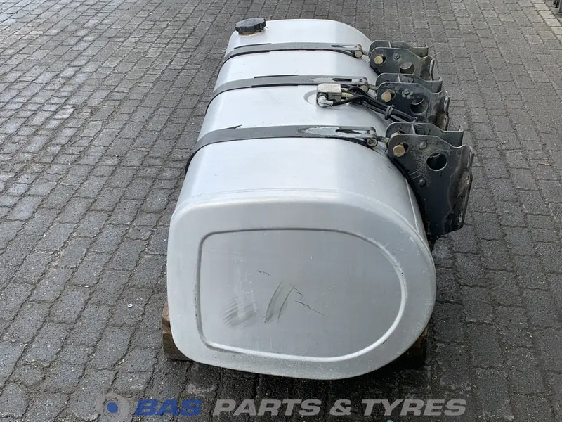Volvo Brandstoftank Volvo 475 Liter G2010 - خزان وقود - شاحنة: صور 3 Volvo Brandstoftank Volvo 475 Liter G2010 - خزان وقود - شاحنة: صور 3