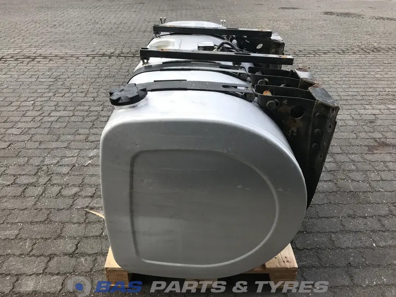 Volvo Brandstoftank Volvo 550 Liter G0000130 - خزان وقود - شاحنة: صور 2 Volvo Brandstoftank Volvo 550 Liter G0000130 - خزان وقود - شاحنة: صور 2