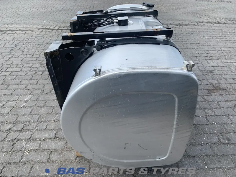 Volvo Brandstoftank Volvo 550 Liter G0000130 - خزان وقود - شاحنة: صور 4 Volvo Brandstoftank Volvo 550 Liter G0000130 - خزان وقود - شاحنة: صور 4