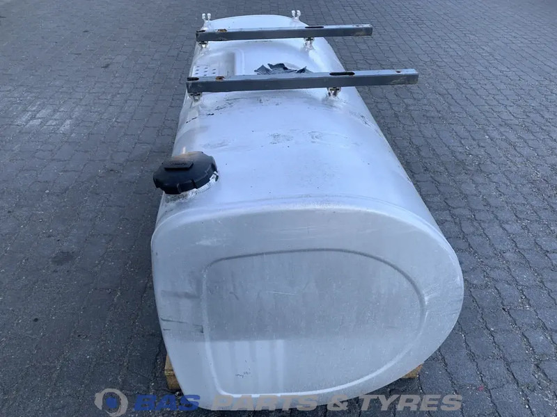 Volvo Brandstoftank Volvo 550 Liter G0000130 - خزان وقود - شاحنة: صور 2 Volvo Brandstoftank Volvo 550 Liter G0000130 - خزان وقود - شاحنة: صور 2