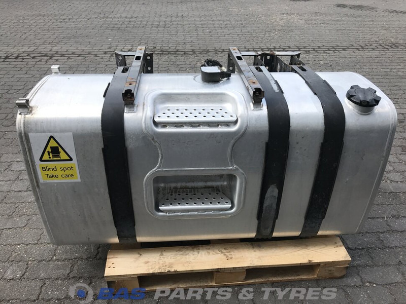 Volvo Brandstoftank Volvo 550 Liter G0000130 - خزان وقود - شاحنة: صور 1 Volvo Brandstoftank Volvo 550 Liter G0000130 - خزان وقود - شاحنة: صور 1