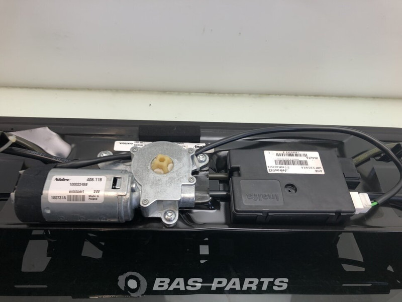 Volvo Dakluik Volvo 8191647 - حاجب الشمس - شاحنة: صور 4 Volvo Dakluik Volvo 8191647 - حاجب الشمس - شاحنة: صور 4