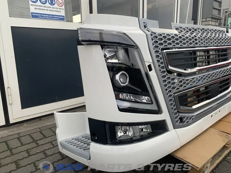 Volvo FH4 Bumper Volvo 82492251 - كأس مترعة - شاحنة: صور 3 Volvo FH4 Bumper Volvo 82492251 - كأس مترعة - شاحنة: صور 3