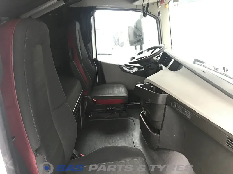 Volvo FH4 - الكابينة والداخلية - شاحنة: صور 5 Volvo FH4 - الكابينة والداخلية - شاحنة: صور 5