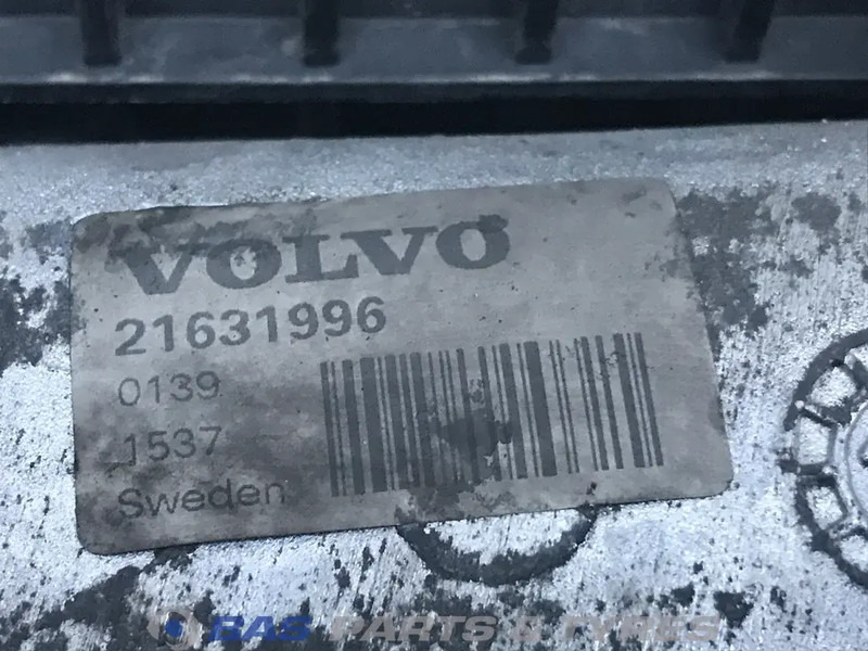Volvo FH4 - المشعاع - شاحنة: صور 4 Volvo FH4 - المشعاع - شاحنة: صور 4