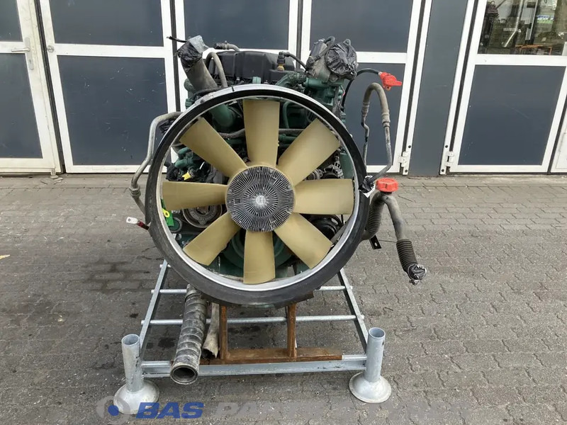 Volvo FM4 Motor Volvo D11K 370 K1 85002113 - المحرك - شاحنة: صور 4 Volvo FM4 Motor Volvo D11K 370 K1 85002113 - المحرك - شاحنة: صور 4