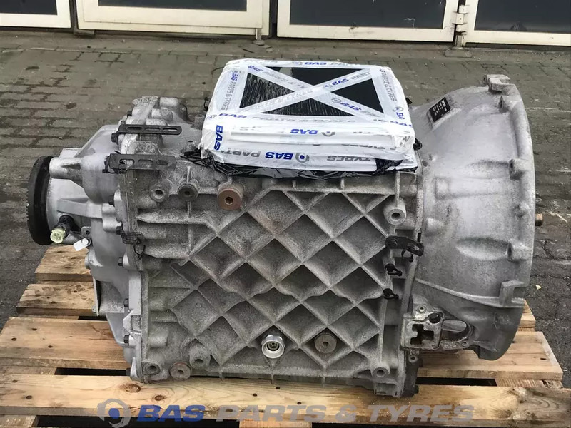 Volvo FM4 - علبة التروس - شاحنة: صور 3 Volvo FM4 - علبة التروس - شاحنة: صور 3