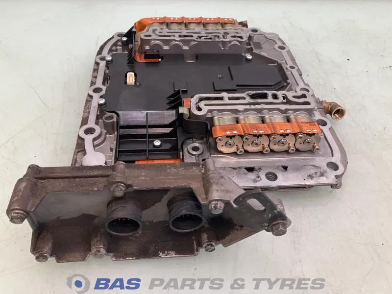 Volvo Versnellingsbakdeksel Volvo 20775873 - علبة التروس - شاحنة: صور 2 Volvo Versnellingsbakdeksel Volvo 20775873 - علبة التروس - شاحنة: صور 2