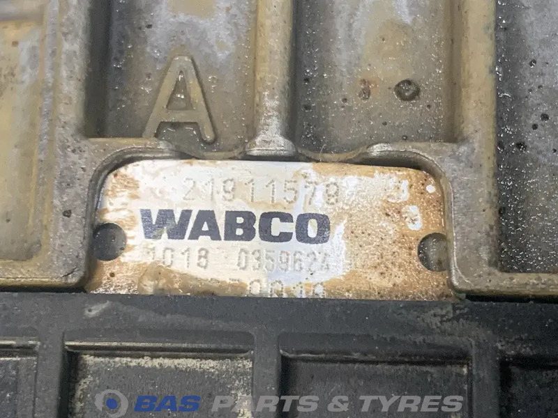 Volvo Versnellingsbakdeksel Volvo 21911579 - علبة التروس - شاحنة: صور 3 Volvo Versnellingsbakdeksel Volvo 21911579 - علبة التروس - شاحنة: صور 3