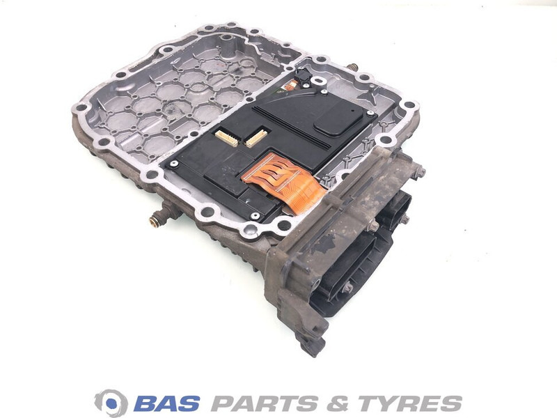 Volvo Versnellingsbakdeksel Volvo 21911581 - علبة التروس - شاحنة: صور 2 Volvo Versnellingsbakdeksel Volvo 21911581 - علبة التروس - شاحنة: صور 2