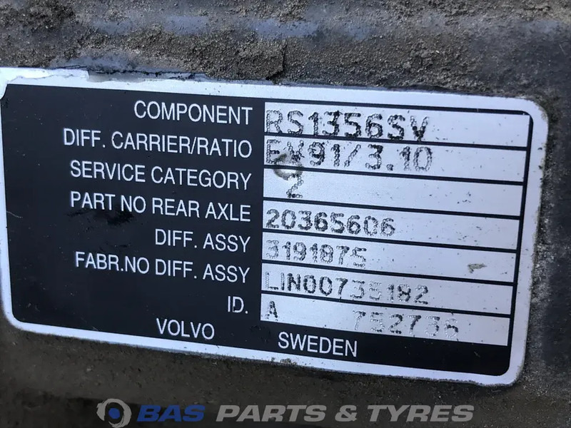التفاضلية والعتاد - شاحنة Volvo: صور 8