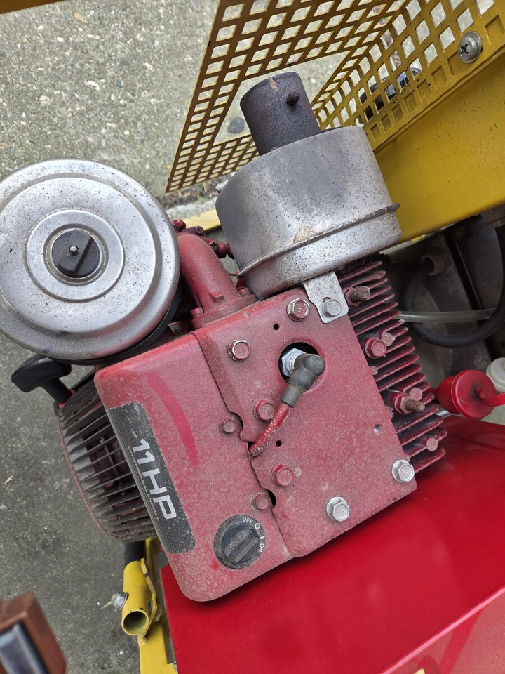 NET B50B 5 KVA Briggs & Stratton 11HP benzine aggregaat - مجموعة المولدات: صور 5 NET B50B 5 KVA Briggs & Stratton 11HP benzine aggregaat - مجموعة المولدات: صور 5