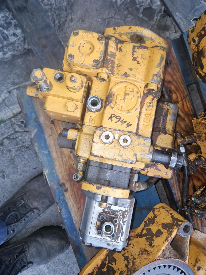 BRUENINGHAUS HYDROMATIC A4VG  - مضخة هيدروليكية - آلات البناء: صور 1 BRUENINGHAUS HYDROMATIC A4VG  - مضخة هيدروليكية - آلات البناء: صور 1