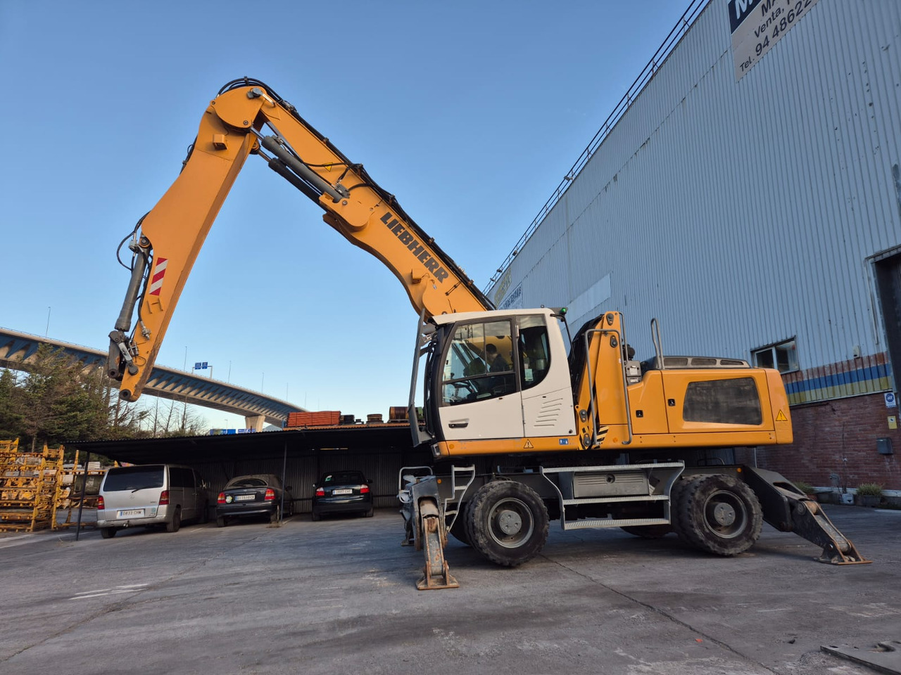 LIEBHERR LH30M - حفارة النقل والشحن: صور 5 LIEBHERR LH30M - حفارة النقل والشحن: صور 5