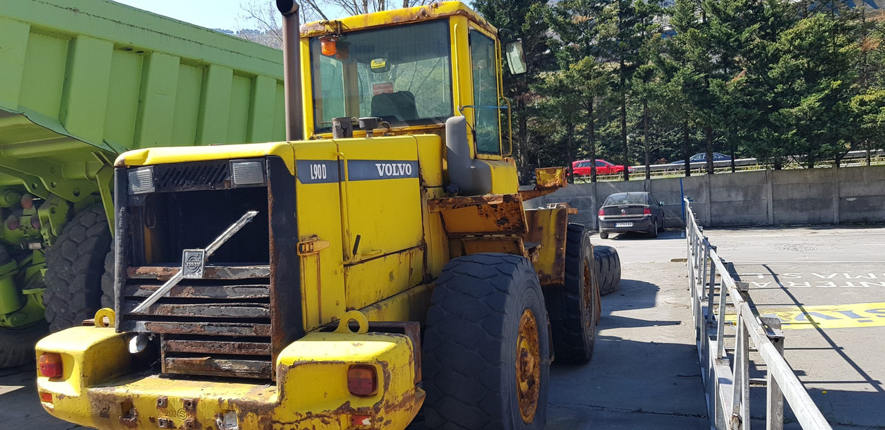 VOLVO L90D S/N 33264 - اللودر بعجل: صور 1 VOLVO L90D S/N 33264 - اللودر بعجل: صور 1