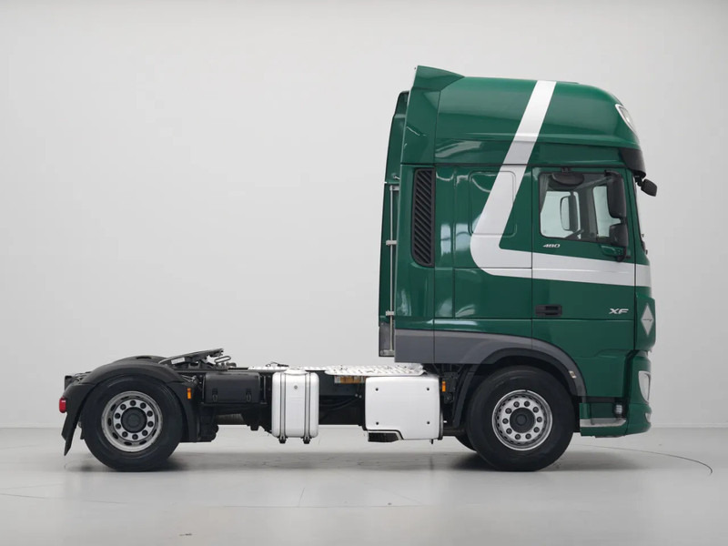 DAF XF 480 FT Super Space Cab, With Hydraulics - شاحنة جرار: صور 5 DAF XF 480 FT Super Space Cab, With Hydraulics - شاحنة جرار: صور 5