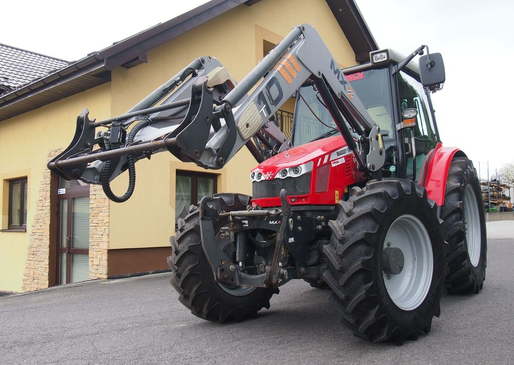 Ciągnik Massey Ferguson MF 6455 Dyna6 2013 Ciągnik rolniczy Massey Ferguson z Ładowaczem i TUZ-em - جرار: صور 4 Ciągnik Massey Ferguson MF 6455 Dyna6 2013 Ciągnik rolniczy Massey Ferguson z Ładowaczem i TUZ-em - جرار: صور 4