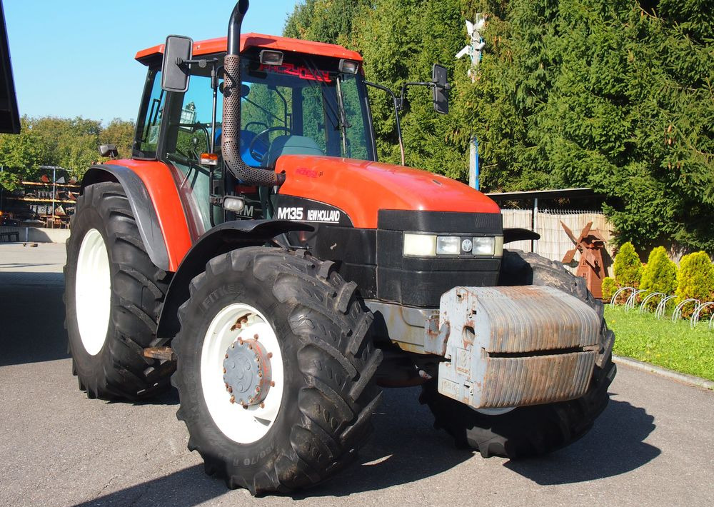 Ciągnik New Holland NH M 135 1998 NEW HOLLAND TM M135 - جرار: صور 1 Ciągnik New Holland NH M 135 1998 NEW HOLLAND TM M135 - جرار: صور 1