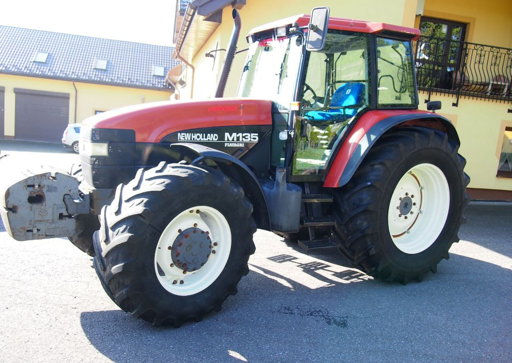 Ciągnik New Holland NH M 135 1998 NEW HOLLAND TM M135 - جرار: صور 5 Ciągnik New Holland NH M 135 1998 NEW HOLLAND TM M135 - جرار: صور 5