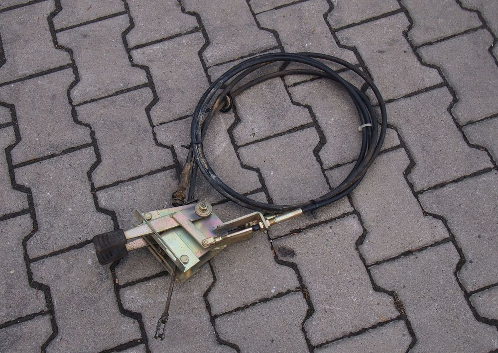 Części do Ciągnika Massey Ferguson MF 3000, 6000  Dźwignie i linki do WOM MF 3000 - نقل الحركة - الآلات والماكينات الزراعية: صور 2 Części do Ciągnika Massey Ferguson MF 3000, 6000  Dźwignie i linki do WOM MF 3000 - نقل الحركة - الآلات والماكينات الزراعية: صور 2