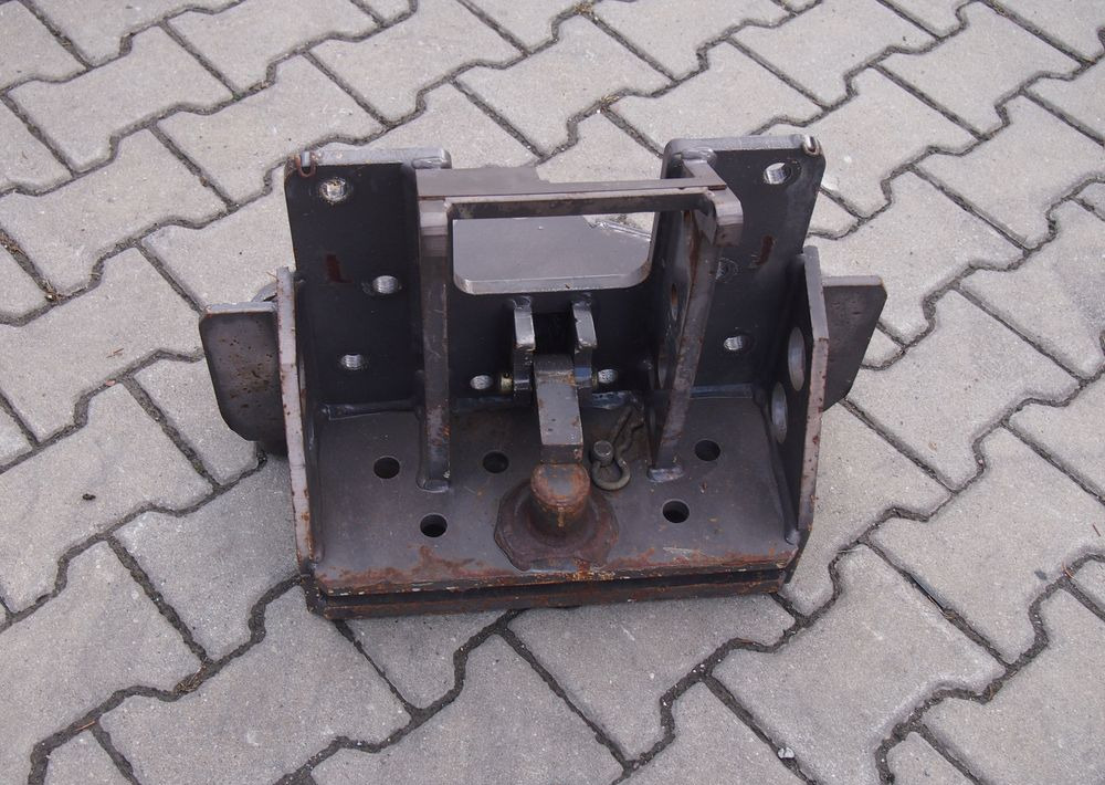 Części do Ciągnika Massey Ferguson MF 3000, 6000 Zaczep dolny do MF 3000, 3100, 6000, - هيكل السيارة الخارجية - الآلات والماكينات الزراعية: صور 1 Części do Ciągnika Massey Ferguson MF 3000, 6000 Zaczep dolny do MF 3000, 3100, 6000, - هيكل السيارة الخارجية - الآلات والماكينات الزراعية: صور 1