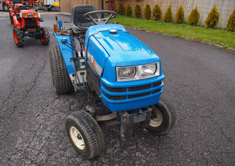 Kosiarka traktorek Iseki TMG T18 1995 hydro Diesel - جزازة المروج: صور 5 Kosiarka traktorek Iseki TMG T18 1995 hydro Diesel - جزازة المروج: صور 5