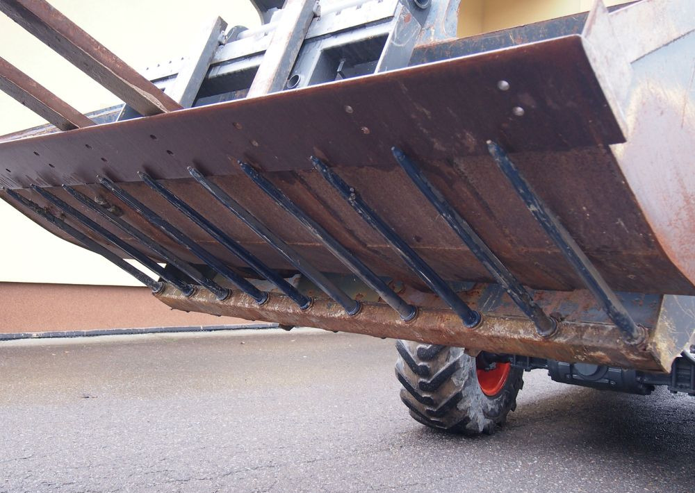 Ładowarka teleskopowa Bobcat T2556 2005 Ładowarka teleskopowa BOBCAT - رافعة تلسكوبية: صور 4 Ładowarka teleskopowa Bobcat T2556 2005 Ładowarka teleskopowa BOBCAT - رافعة تلسكوبية: صور 4