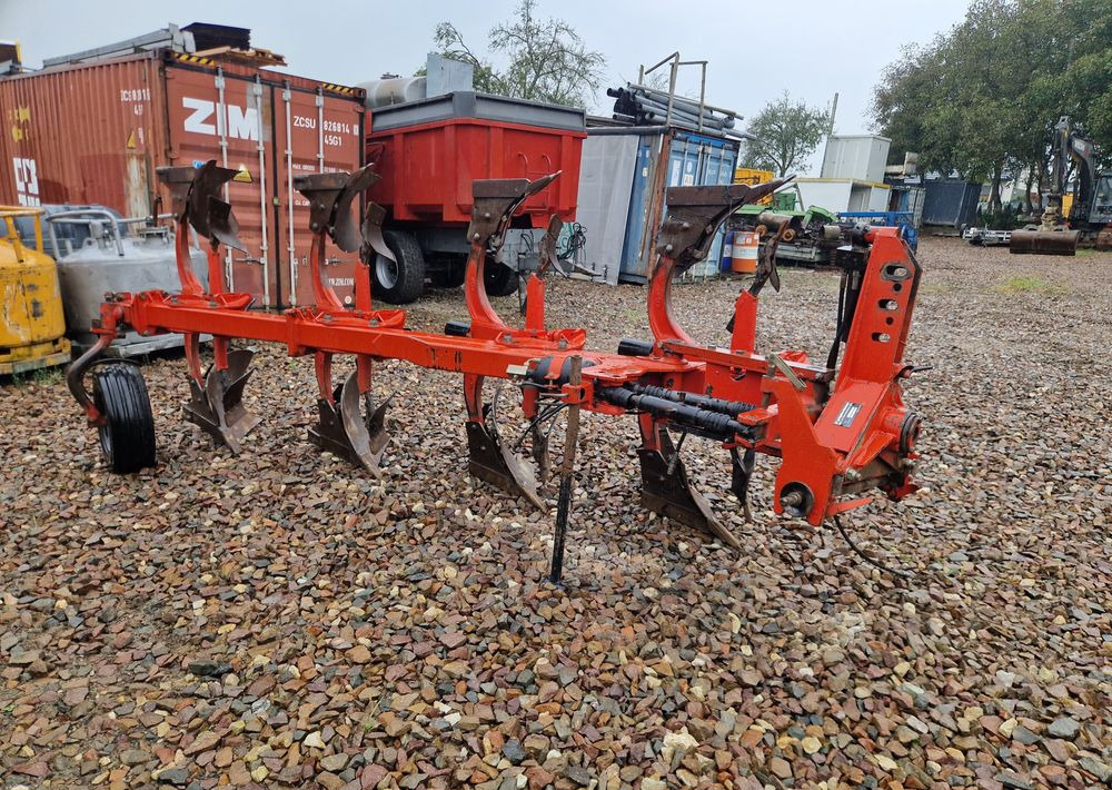 Pług obrotowy GREGOIRE-BESSON 2002 Pług 4 skibowy obrotowy Gregoire-Besson - محراث: صور 4 Pług obrotowy GREGOIRE-BESSON 2002 Pług 4 skibowy obrotowy Gregoire-Besson - محراث: صور 4