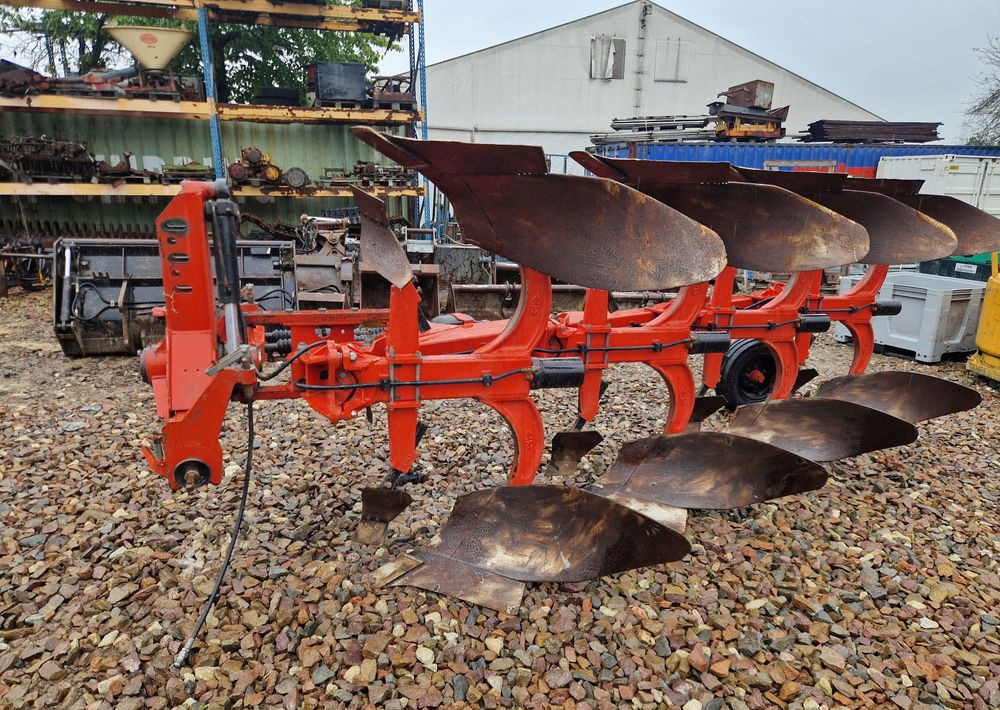 Pług obrotowy GREGOIRE-BESSON 2002 Pług 4 skibowy obrotowy Gregoire-Besson - محراث: صور 1 Pług obrotowy GREGOIRE-BESSON 2002 Pług 4 skibowy obrotowy Gregoire-Besson - محراث: صور 1