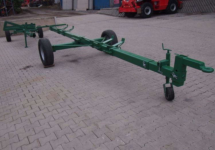 Wózek do kombajnu New Holland 4-6m Wózek pod heder New Holland , John Deere, Claas - عربة لنقل الحاصدة: صور 3 Wózek do kombajnu New Holland 4-6m Wózek pod heder New Holland , John Deere, Claas - عربة لنقل الحاصدة: صور 3