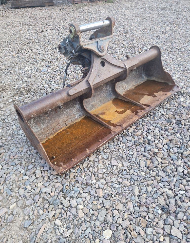 Wyposażenie Liebherr 2400 2010 Łyżka skarpowa hydrauliczna - بكت حفار: صور 2 Wyposażenie Liebherr 2400 2010 Łyżka skarpowa hydrauliczna - بكت حفار: صور 2