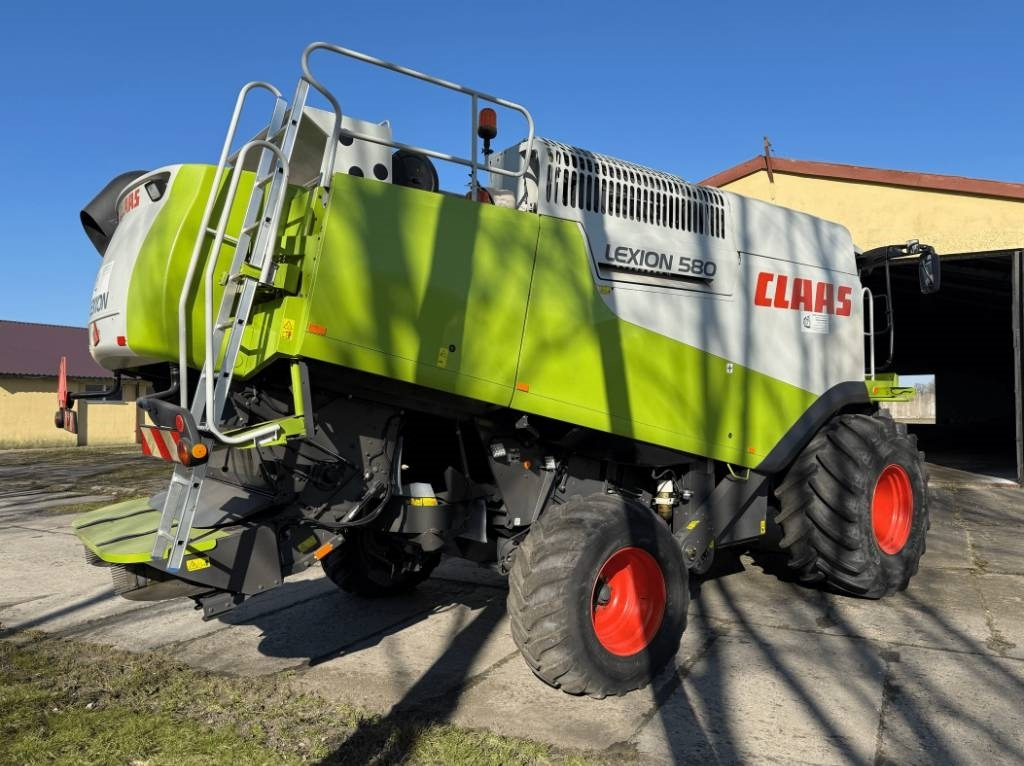 Claas Lexion 580 - حصادة شاملة: صور 4 Claas Lexion 580 - حصادة شاملة: صور 4