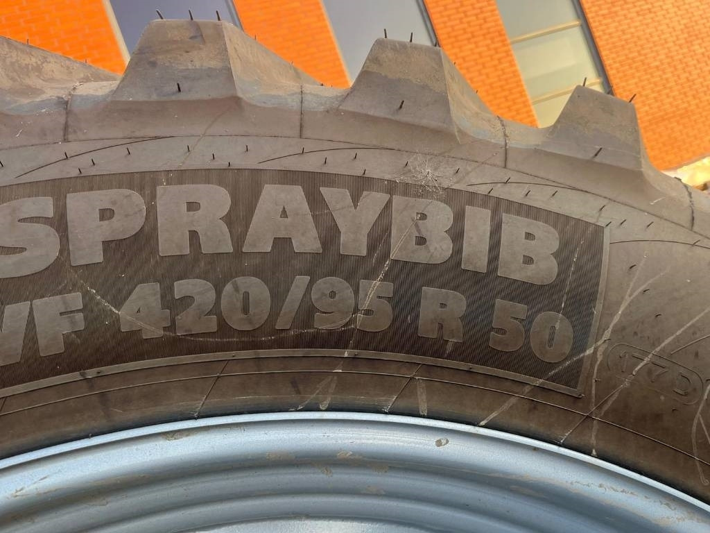 Michelin FELGA Z OPONĄ VF 420/95R50 CFO 179D/175E SPRAYBIB - الإطارات - الآلات والماكينات الزراعية: صور 3 Michelin FELGA Z OPONĄ VF 420/95R50 CFO 179D/175E SPRAYBIB - الإطارات - الآلات والماكينات الزراعية: صور 3