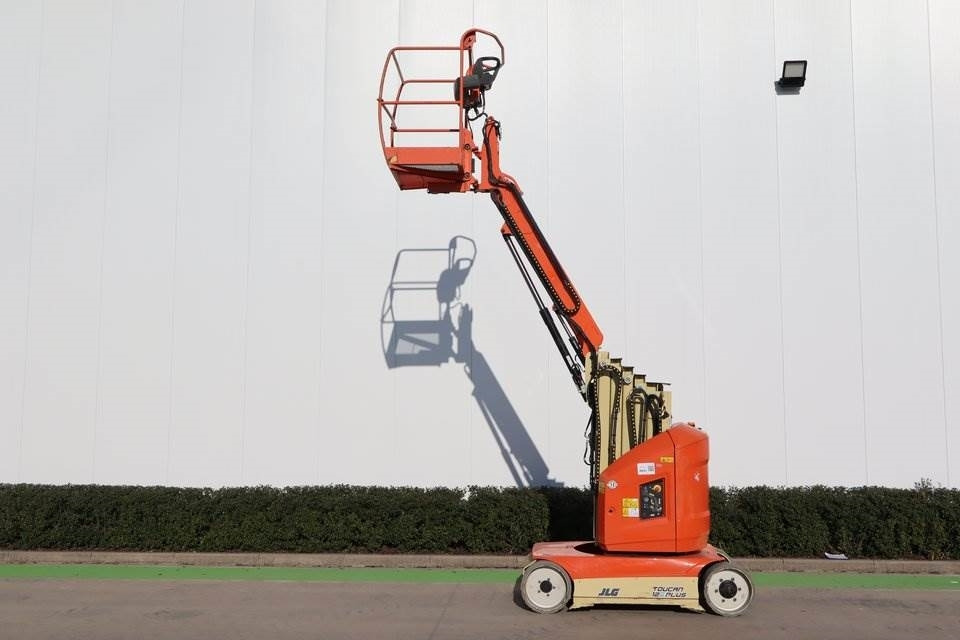 JLG Toucan 12E+ - الرأسي رفع الصاري: صور 4 JLG Toucan 12E+ - الرأسي رفع الصاري: صور 4