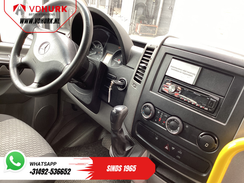 Mercedes-Benz Sprinter 313 2.2 CDI Aut. L2H2 €11.132 Incl. BTW BPM VRIJ! Combi/ 9 Persoons/ Kombi/ 9P/ Airco/ Rolstoellift - حافلة صغيرة, ميكروباص: صور 3 Mercedes-Benz Sprinter 313 2.2 CDI Aut. L2H2 €11.132 Incl. BTW BPM VRIJ! Combi/ 9 Persoons/ Kombi/ 9P/ Airco/ Rolstoellift - حافلة صغيرة, ميكروباص: صور 3