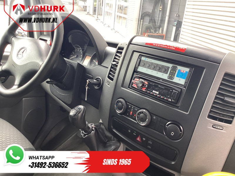 Mercedes-Benz Sprinter 313 2.2 CDI L2H2 €9.922 Incl. BTW BPM VRIJ! EXPORT ONLY Combi/ 9 Persoons/ Kombi/ 9P/ Airco/ Rolstoellift - حافلة صغيرة, ميكروباص: صور 3 Mercedes-Benz Sprinter 313 2.2 CDI L2H2 €9.922 Incl. BTW BPM VRIJ! EXPORT ONLY Combi/ 9 Persoons/ Kombi/ 9P/ Airco/ Rolstoellift - حافلة صغيرة, ميكروباص: صور 3