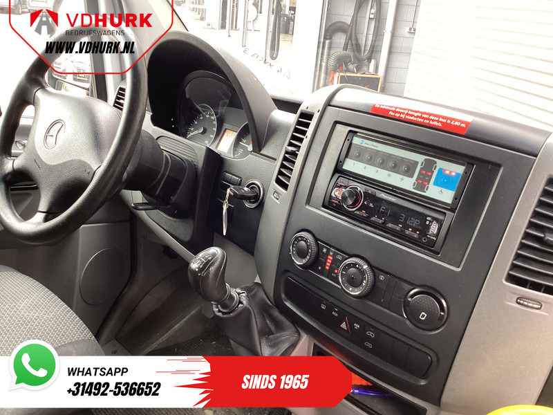 Mercedes-Benz Sprinter 313 2.2 CDI L2H2 €9.922 Incl. BTW BPM VRIJ! EXPORT ONLY Combi/ 9 Persoons/ Kombi/ 9P/ Airco/ Rolstoellift - حافلة صغيرة, ميكروباص: صور 3 Mercedes-Benz Sprinter 313 2.2 CDI L2H2 €9.922 Incl. BTW BPM VRIJ! EXPORT ONLY Combi/ 9 Persoons/ Kombi/ 9P/ Airco/ Rolstoellift - حافلة صغيرة, ميكروباص: صور 3