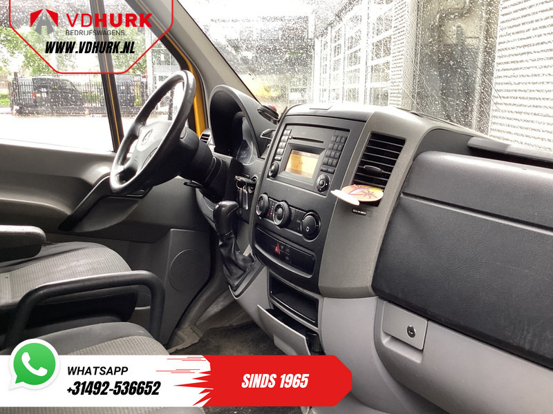 Mercedes-Benz Sprinter 316 2.2 CDI Aut. L2H2 EXPORT ONLY 3.5T Trekgewicht / Airco/ Cruise/ Trekhaak - فان: صور 3 Mercedes-Benz Sprinter 316 2.2 CDI Aut. L2H2 EXPORT ONLY 3.5T Trekgewicht / Airco/ Cruise/ Trekhaak - فان: صور 3