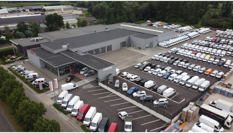 حافلة صغيرة, ميكروباص Mercedes-Benz Sprinter Mercedes-Benz Sprinter 313 2.2 CDI L2H2 €9.922 Incl. BTW BPM VRIJ! EXPORT ONLY Combi/ 9 Persoons/ Kombi/ 9P/ Airco/ Rolstoellift: صور 11