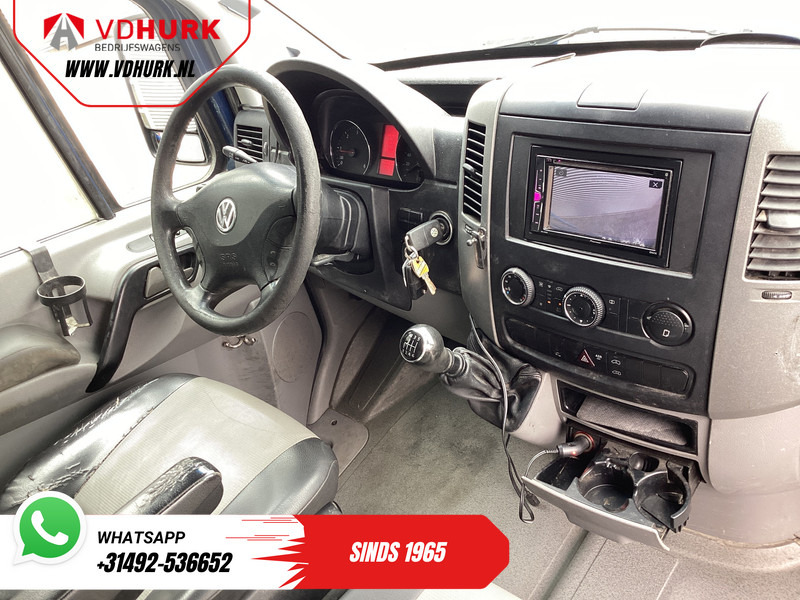 Volkswagen Crafter 2.0 TDI L2 EXPORT ONLY 3.5t Trekhaak/ Imperiaal/ Camera/ PDC/ Airco/ Cruise/ Bluetooth - فان: صور 3 Volkswagen Crafter 2.0 TDI L2 EXPORT ONLY 3.5t Trekhaak/ Imperiaal/ Camera/ PDC/ Airco/ Cruise/ Bluetooth - فان: صور 3
