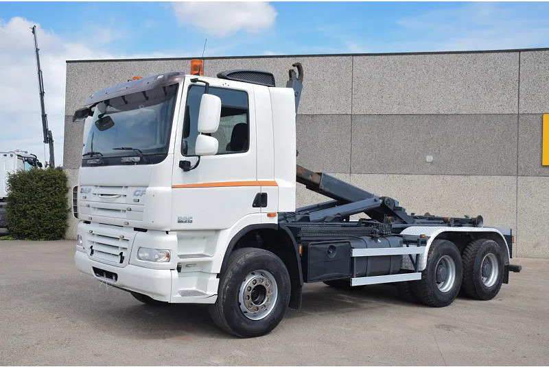 DAF CF 85.410 - شاحنة ذات الخطاف: صور 1 DAF CF 85.410 - شاحنة ذات الخطاف: صور 1