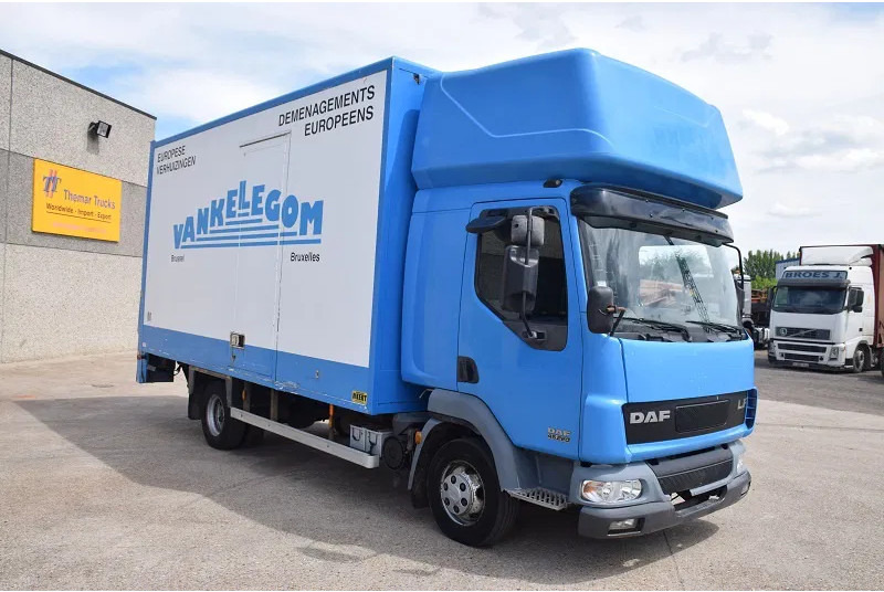 DAF LF 220 LF45 220 - بصندوق مغلق شاحنة: صور 4 DAF LF 220 LF45 220 - بصندوق مغلق شاحنة: صور 4