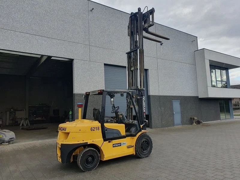 Hyundai 45DS.7E 7 ton 45DS.7E - رافعة شوكية: صور 3 Hyundai 45DS.7E 7 ton 45DS.7E - رافعة شوكية: صور 3