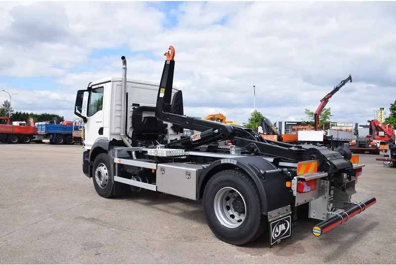 شاحنة ذات الخطاف MAN TGM 18.320: صور 16 شاحنة ذات الخطاف MAN TGM 18.320: صور 16