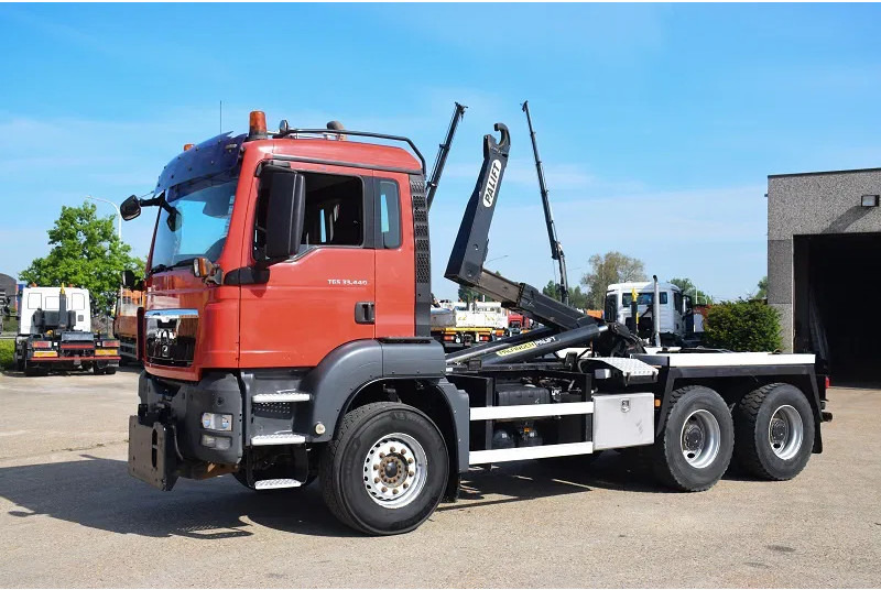 MAN TGS 33.440 - شاحنة ذات الخطاف: صور 2 MAN TGS 33.440 - شاحنة ذات الخطاف: صور 2