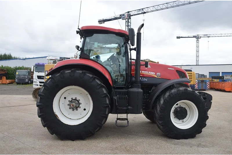 New Holland T7.270 4WD SA T7.270 4WD SA - الآلات والماكينات الزراعية: صور 5 New Holland T7.270 4WD SA T7.270 4WD SA - الآلات والماكينات الزراعية: صور 5