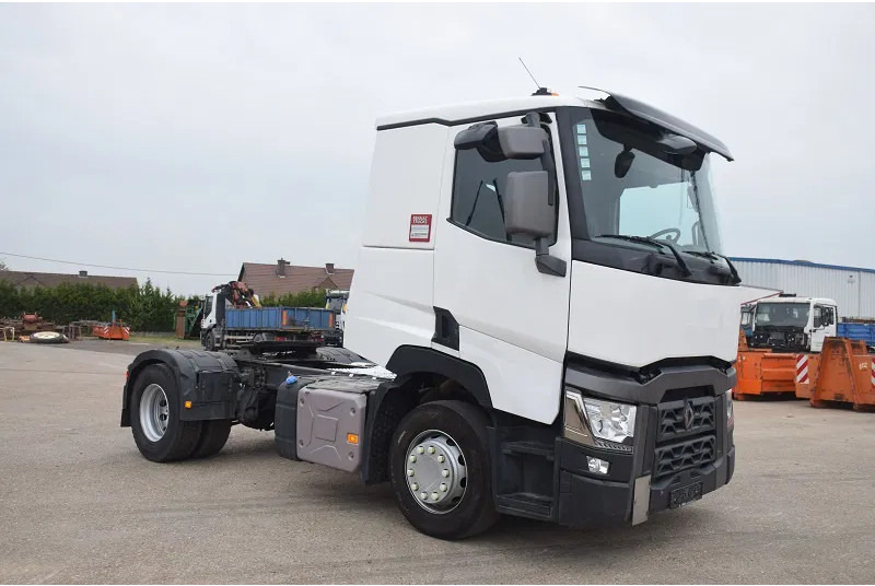 Renault T460 - شاحنة جرار: صور 4 Renault T460 - شاحنة جرار: صور 4