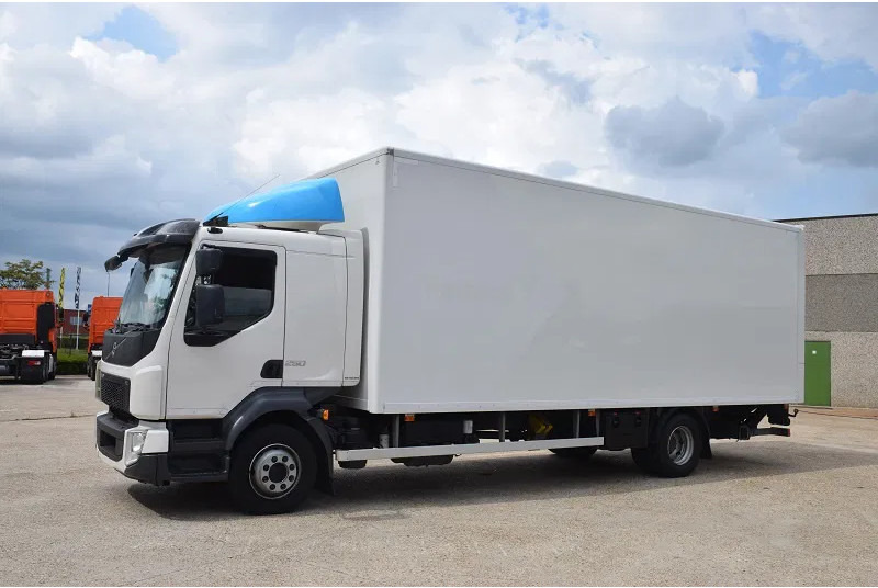 Volvo FL 250 - بصندوق مغلق شاحنة: صور 3 Volvo FL 250 - بصندوق مغلق شاحنة: صور 3