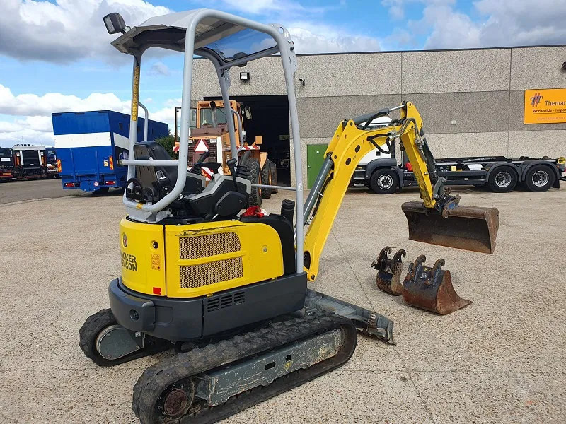 WACKER NEUSON E13-01 - MODEL EZ17 - الآلات والماكينات الزراعية: صور 1 WACKER NEUSON E13-01 - MODEL EZ17 - الآلات والماكينات الزراعية: صور 1