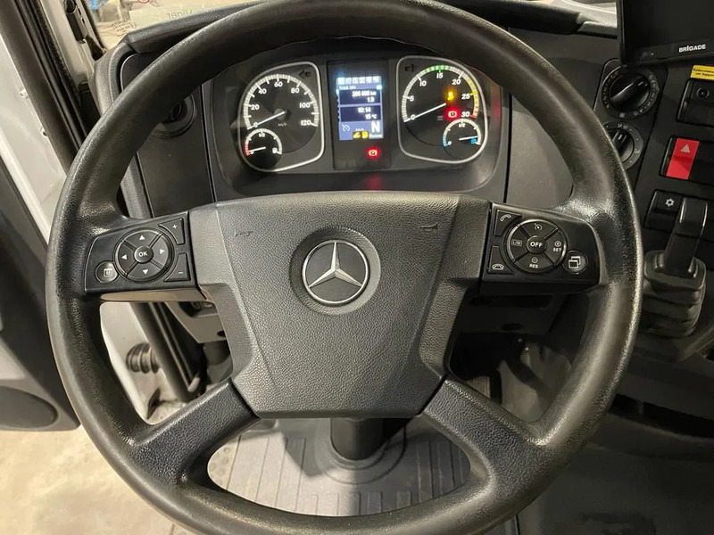 Mercedes-Benz Atego 1621 *Palfinger kraan*Containersysteem*luchtvering achteras*bluetooth - شاحنة ذات الخطاف, شاحنة كرين: صور 4 Mercedes-Benz Atego 1621 *Palfinger kraan*Containersysteem*luchtvering achteras*bluetooth - شاحنة ذات الخطاف, شاحنة كرين: صور 4